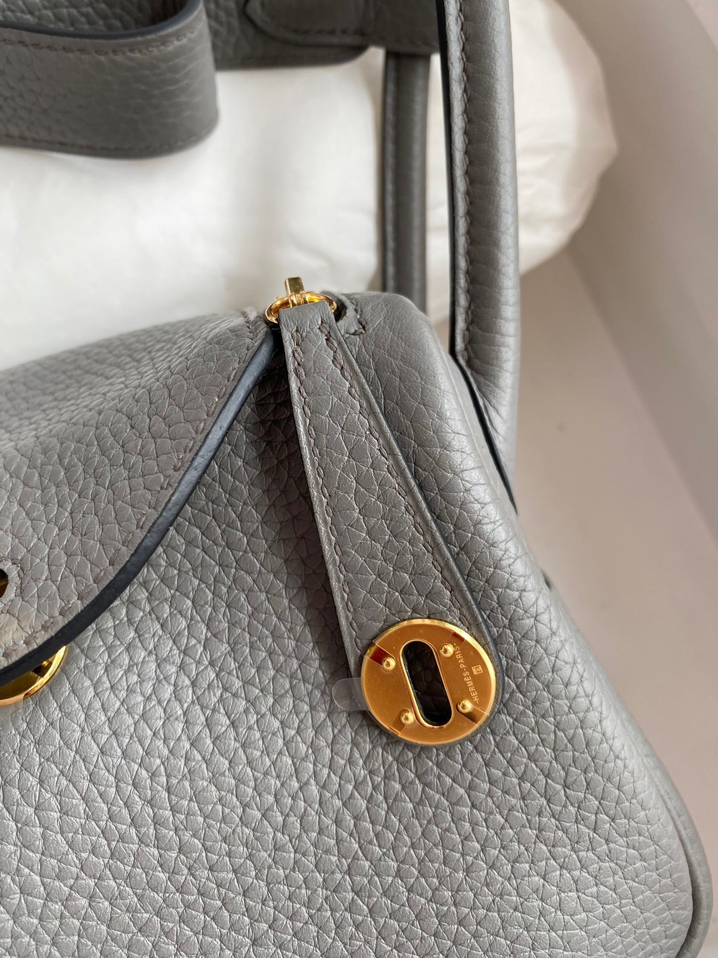 H**mes mini lindy handmade bag in gris meyer clemence leather