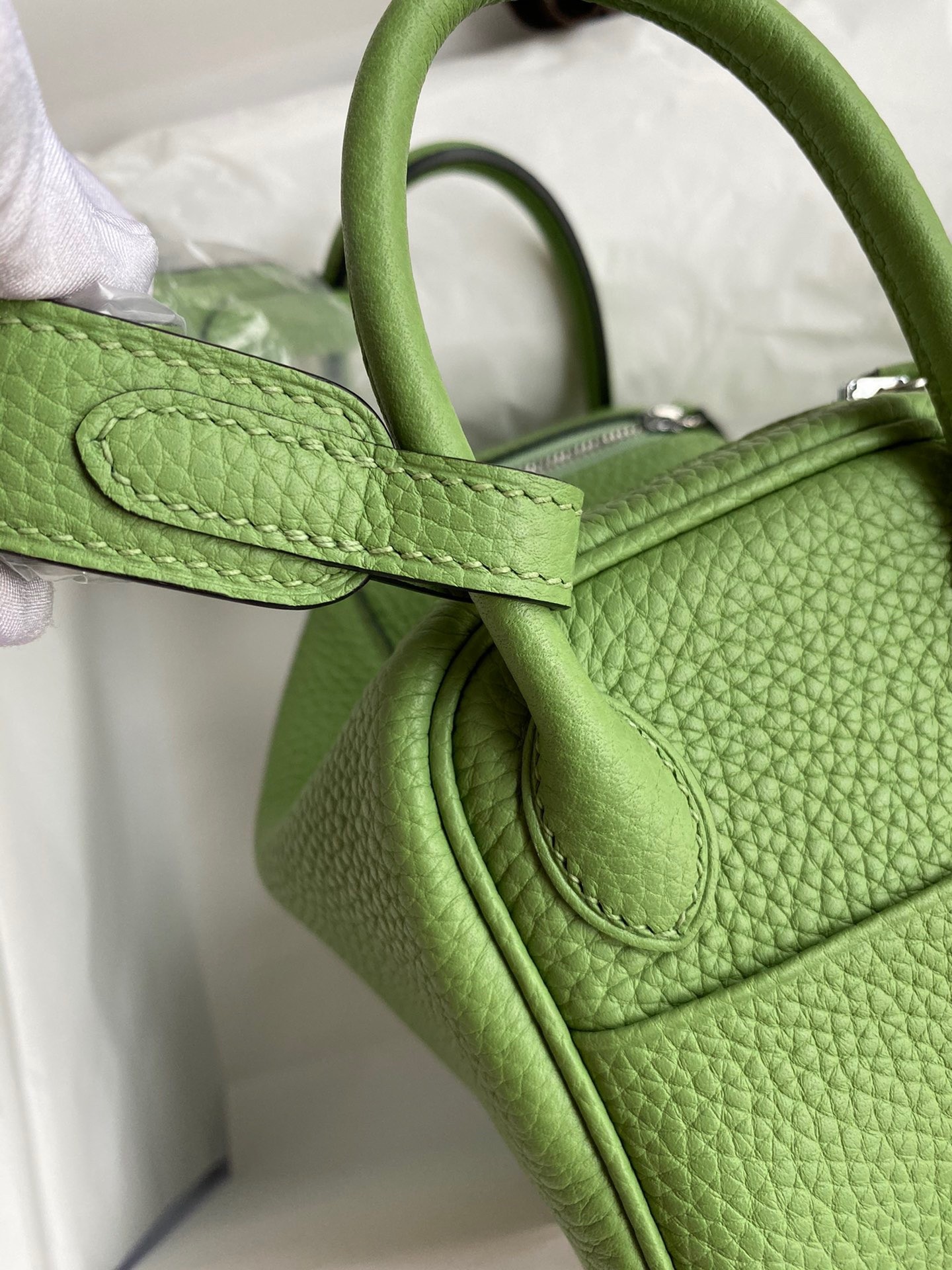 H**mes mini lindy handmade bag in vert cypres clemence leather