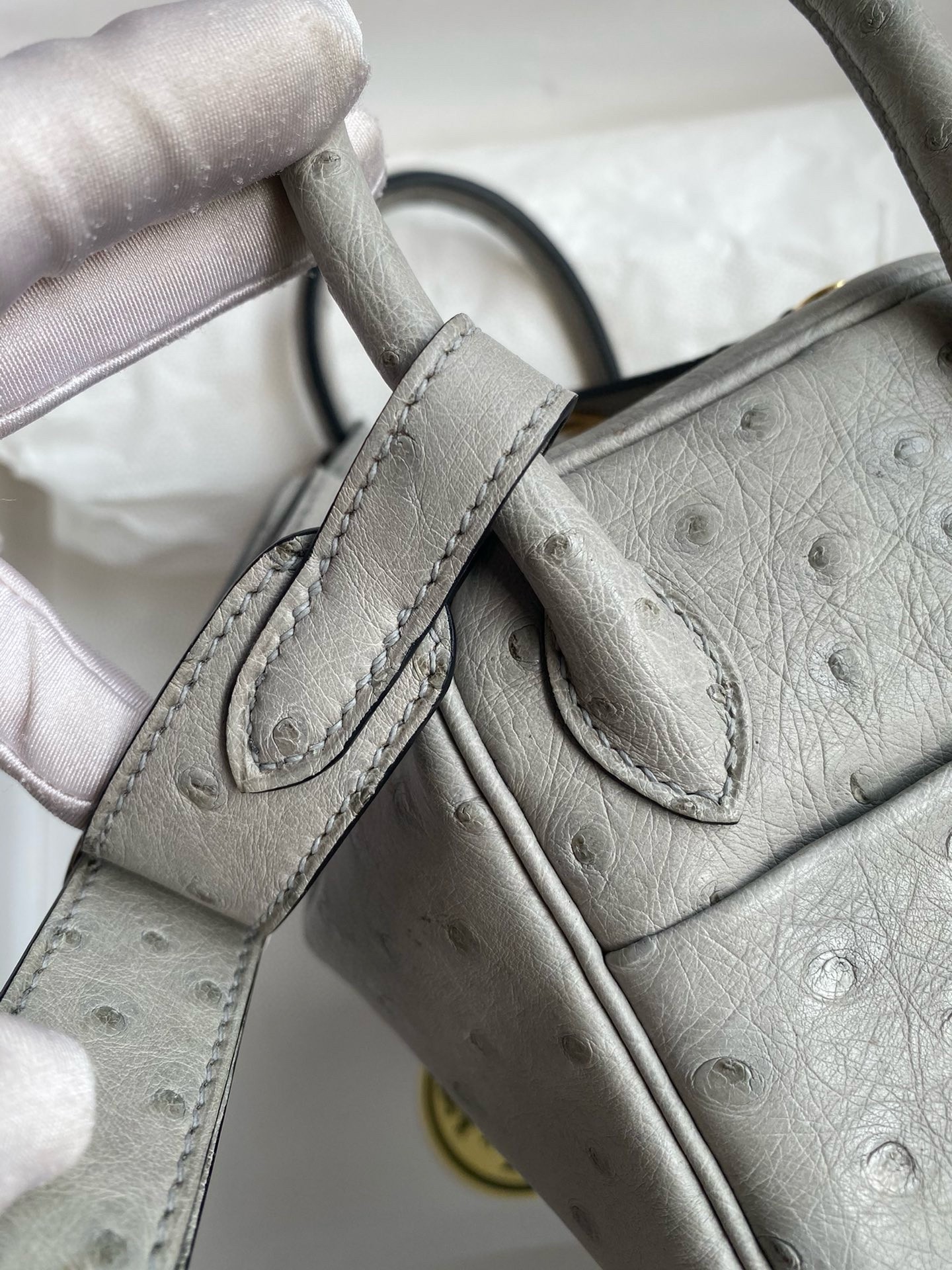 H**mes mini lindy handmade bag in pearl grey ostrich leather