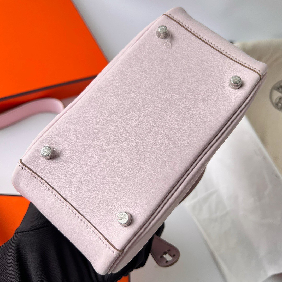H**mes mini lindy handmade bag in mauve pale swift leather