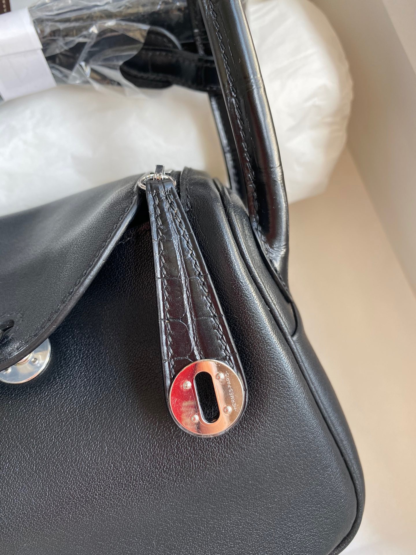 H**mes mini lindy handmade bag in black swift leather