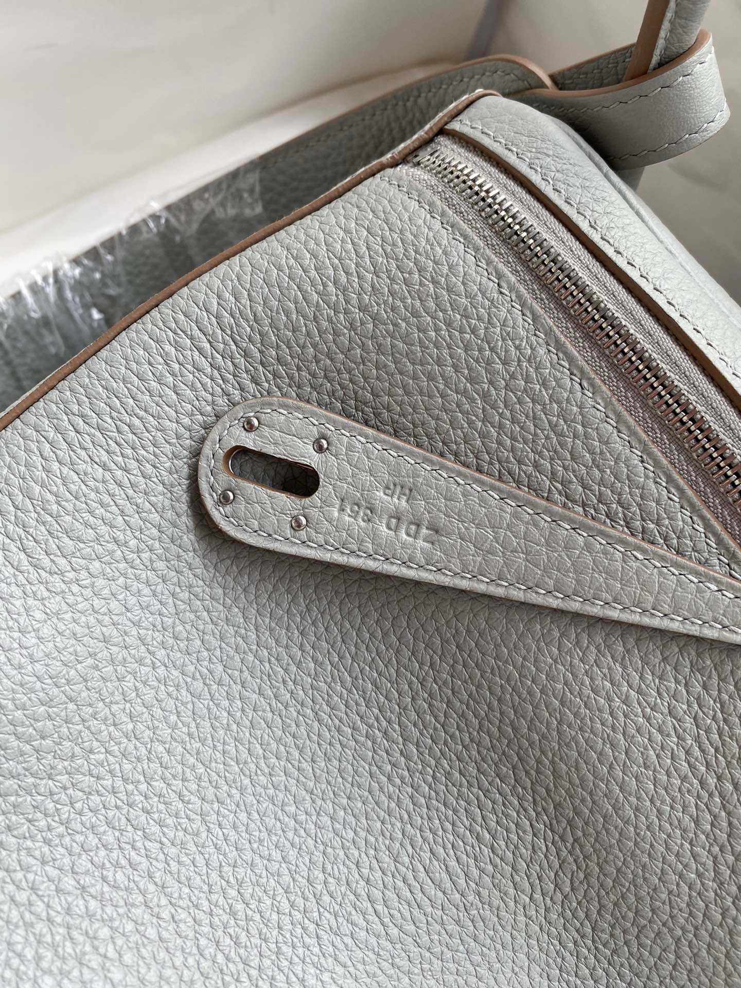 H**mes lindy 26 handmade bag in blue glacier clemence leather