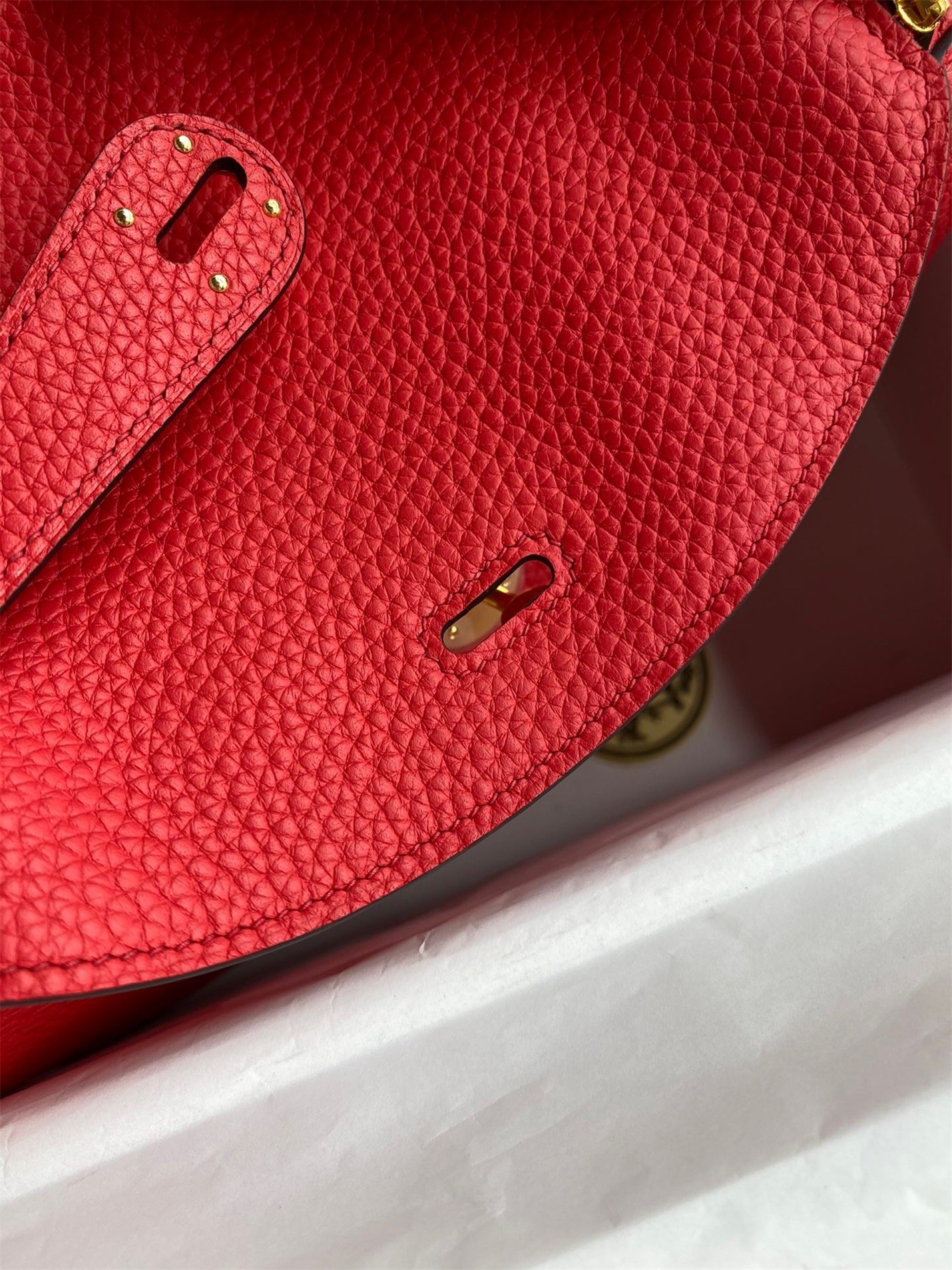 H**mes lindy 26 handmade bag in red clemence leather