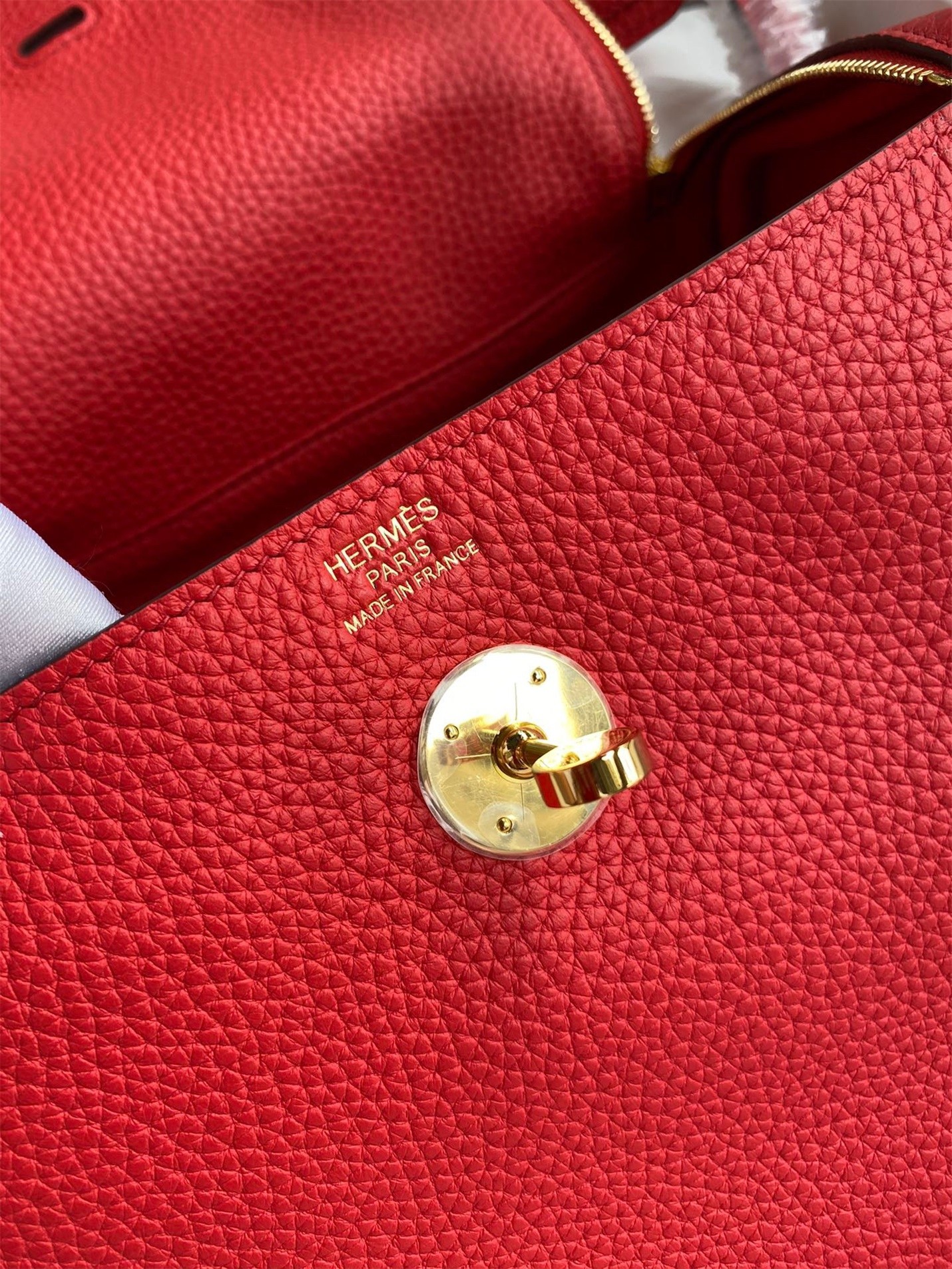H**mes lindy 26 handmade bag in red clemence leather