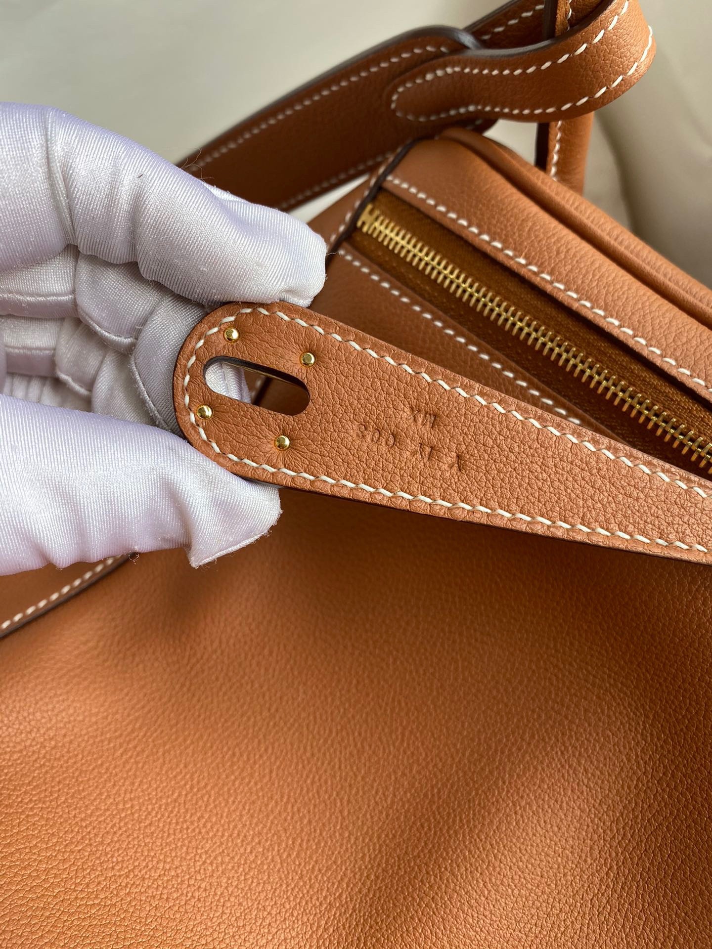 H**mes lindy 26 handmade bag in gold evercolor leather