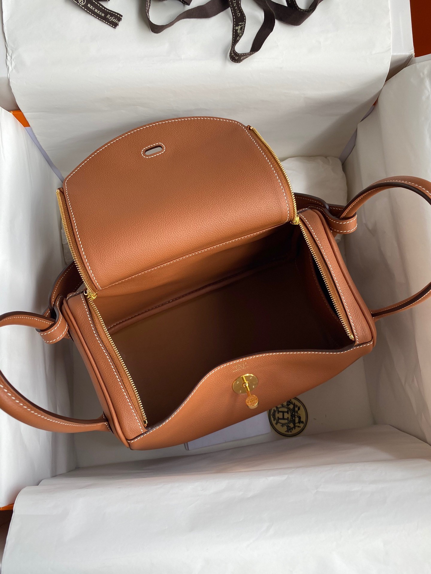 H**mes lindy 26 handmade bag in gold evercolor leather