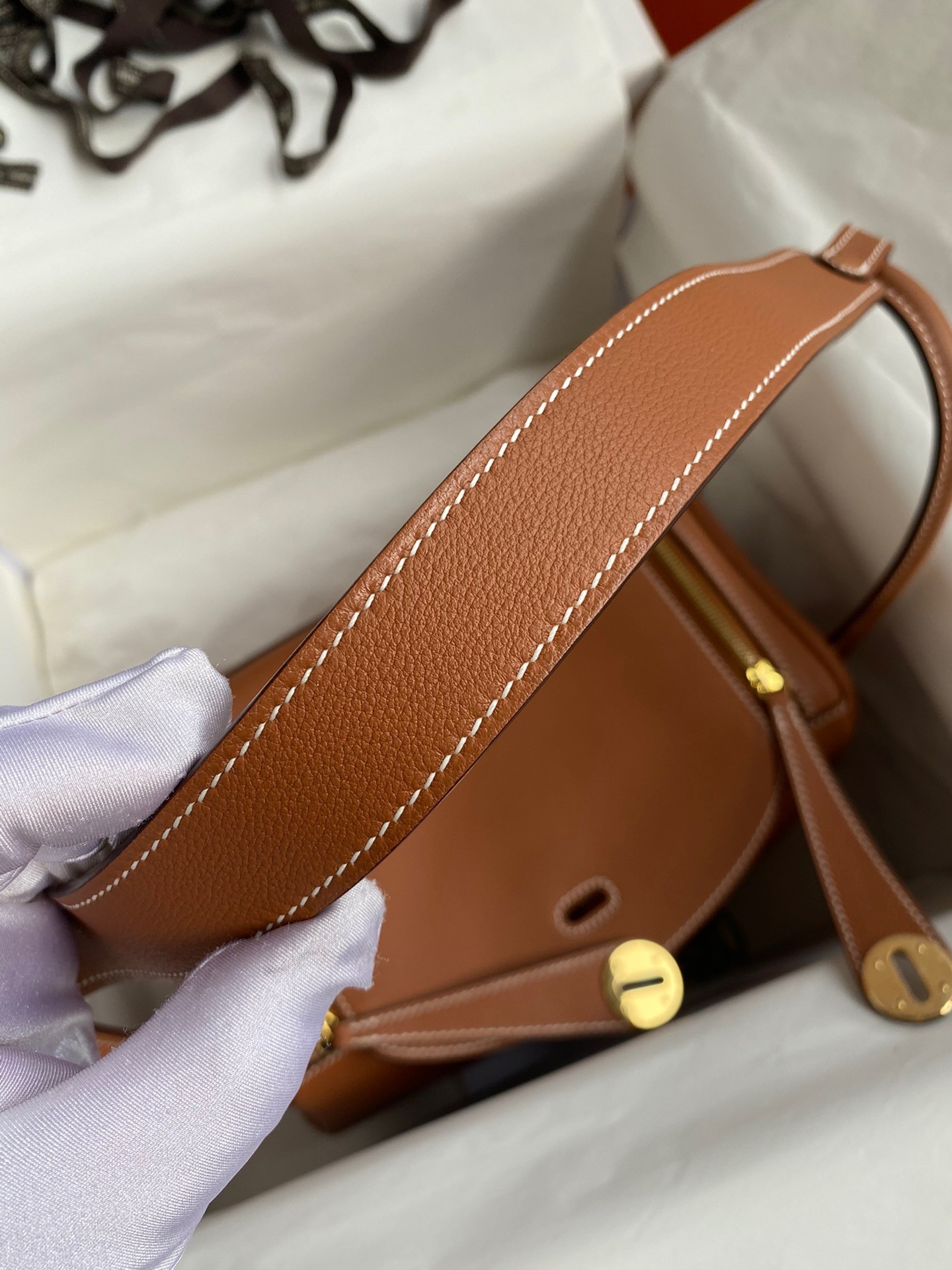 H**mes lindy 26 handmade bag in gold evercolor leather