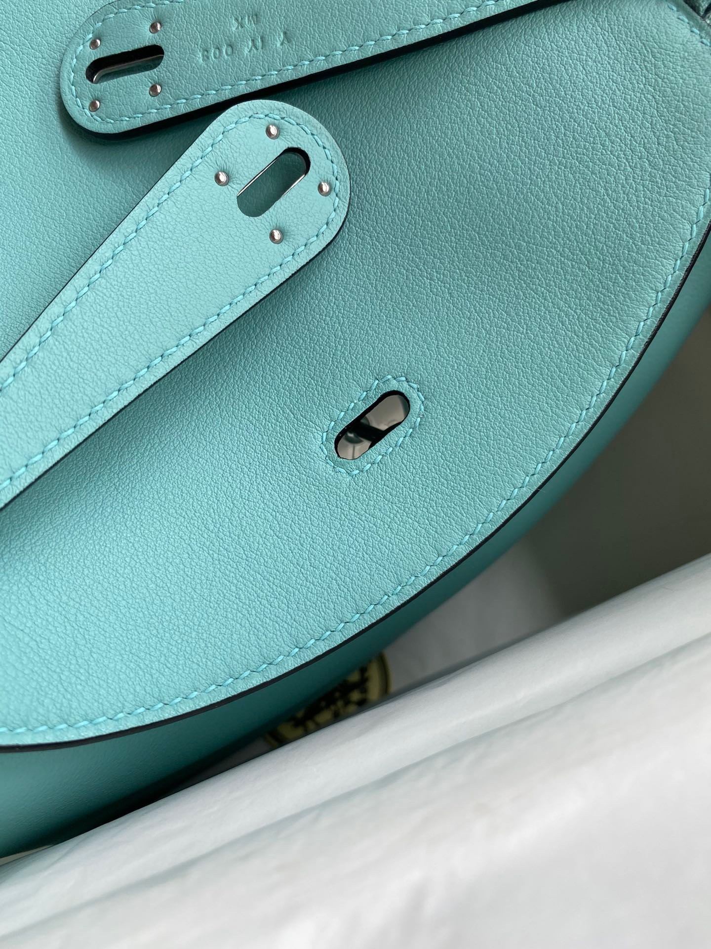 H**mes lindy 26 handmade bag in blue atoll swift calfskin
