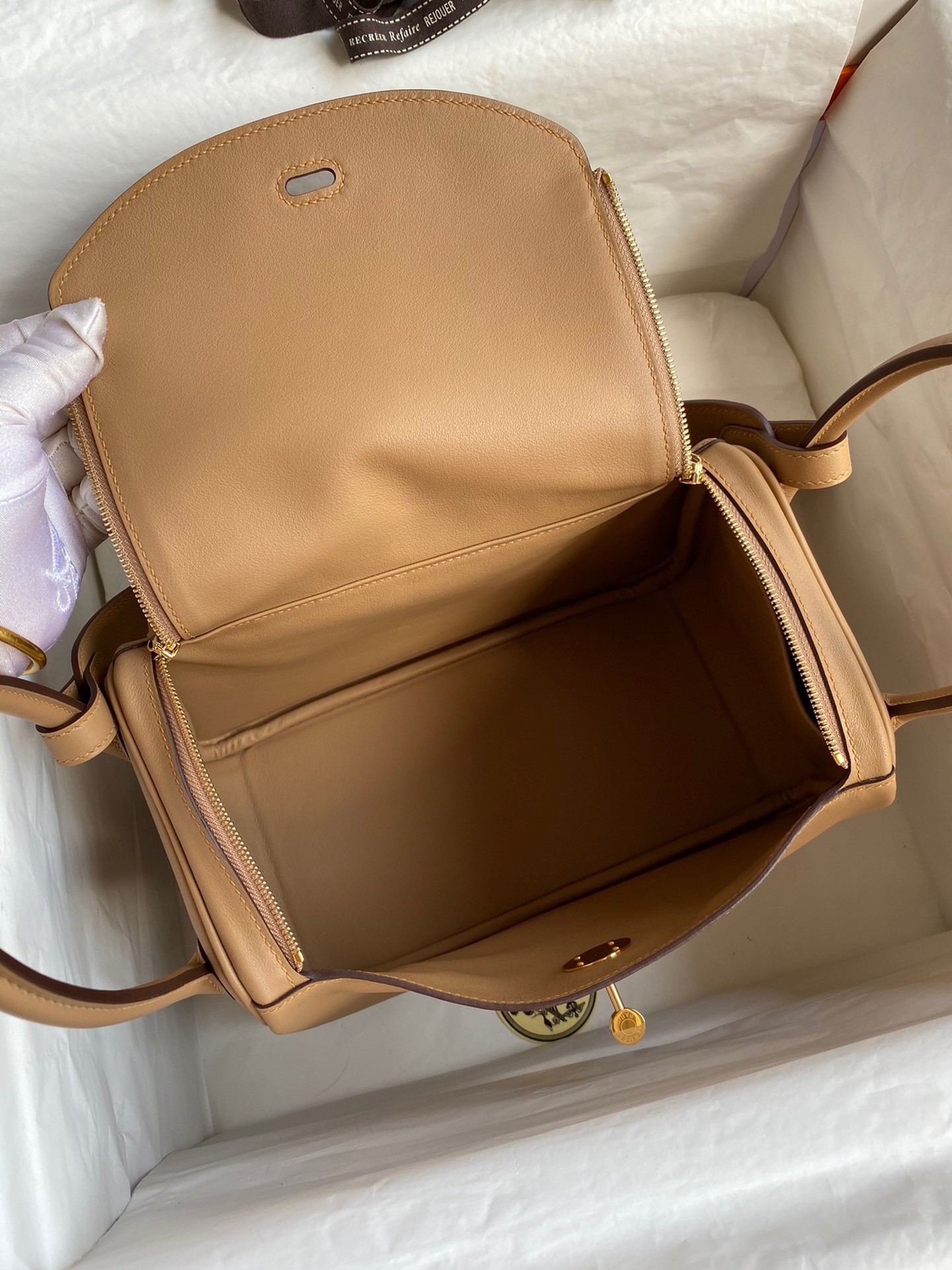 H**mes lindy 26 handmade bag in chai swift calfskin