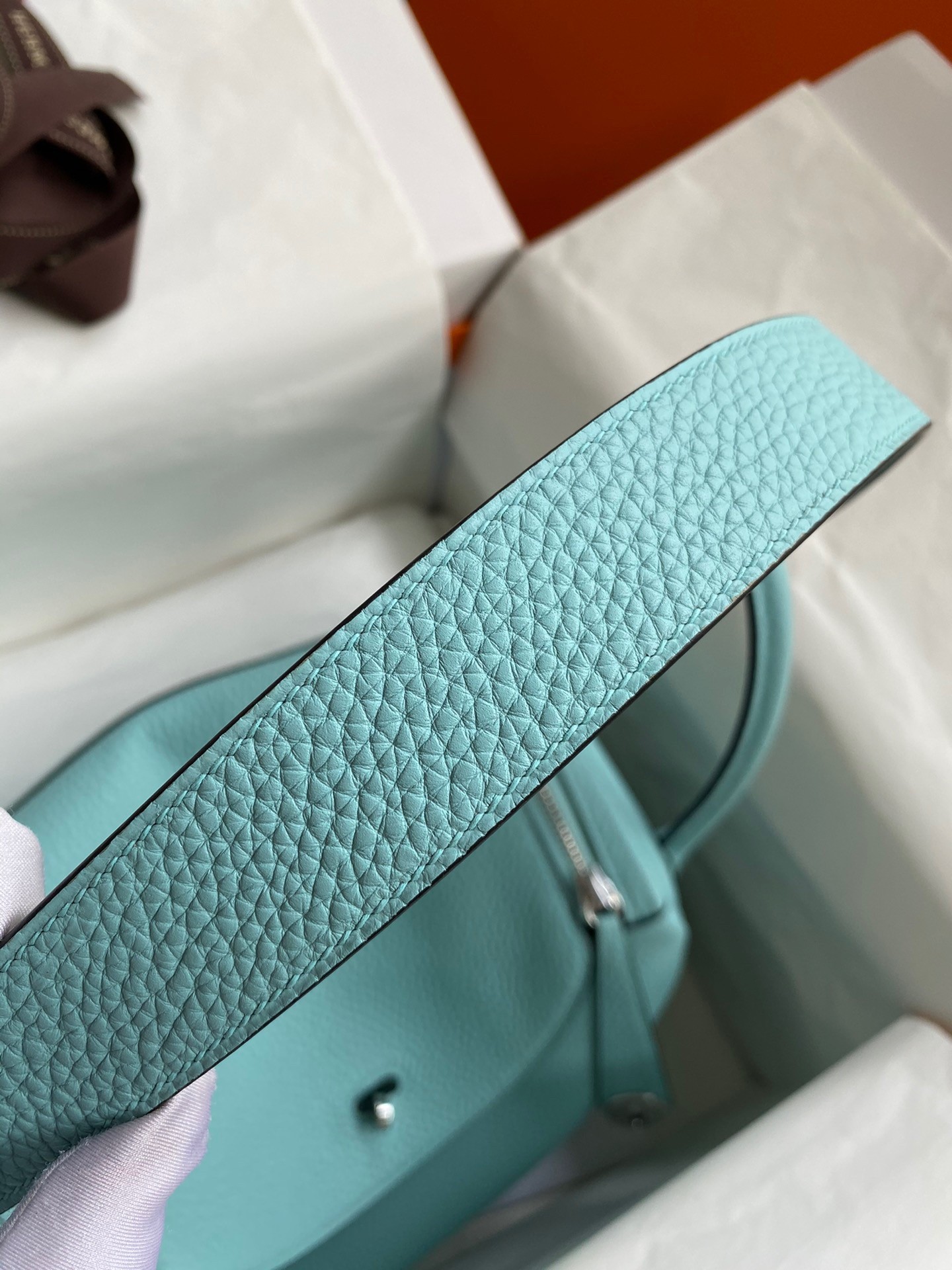 H**mes lindy 30 handmade bag in blue atoll clemence leather