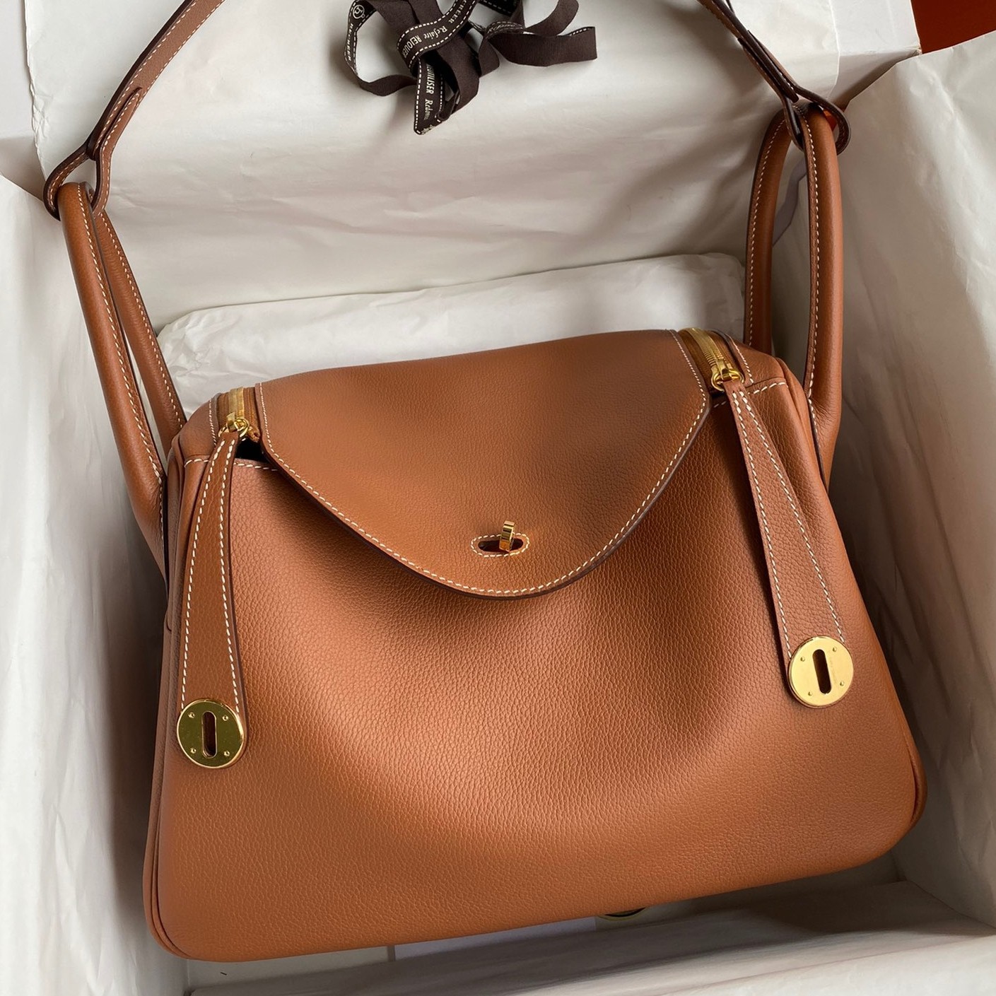 H**mes lindy 30 handmade bag in gold evercolor leather