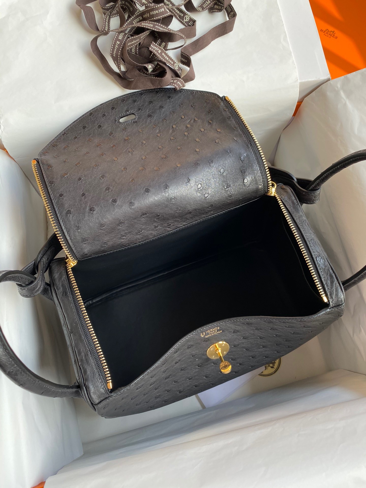 H**mes lindy 30 handmade bag in black ostrich leather