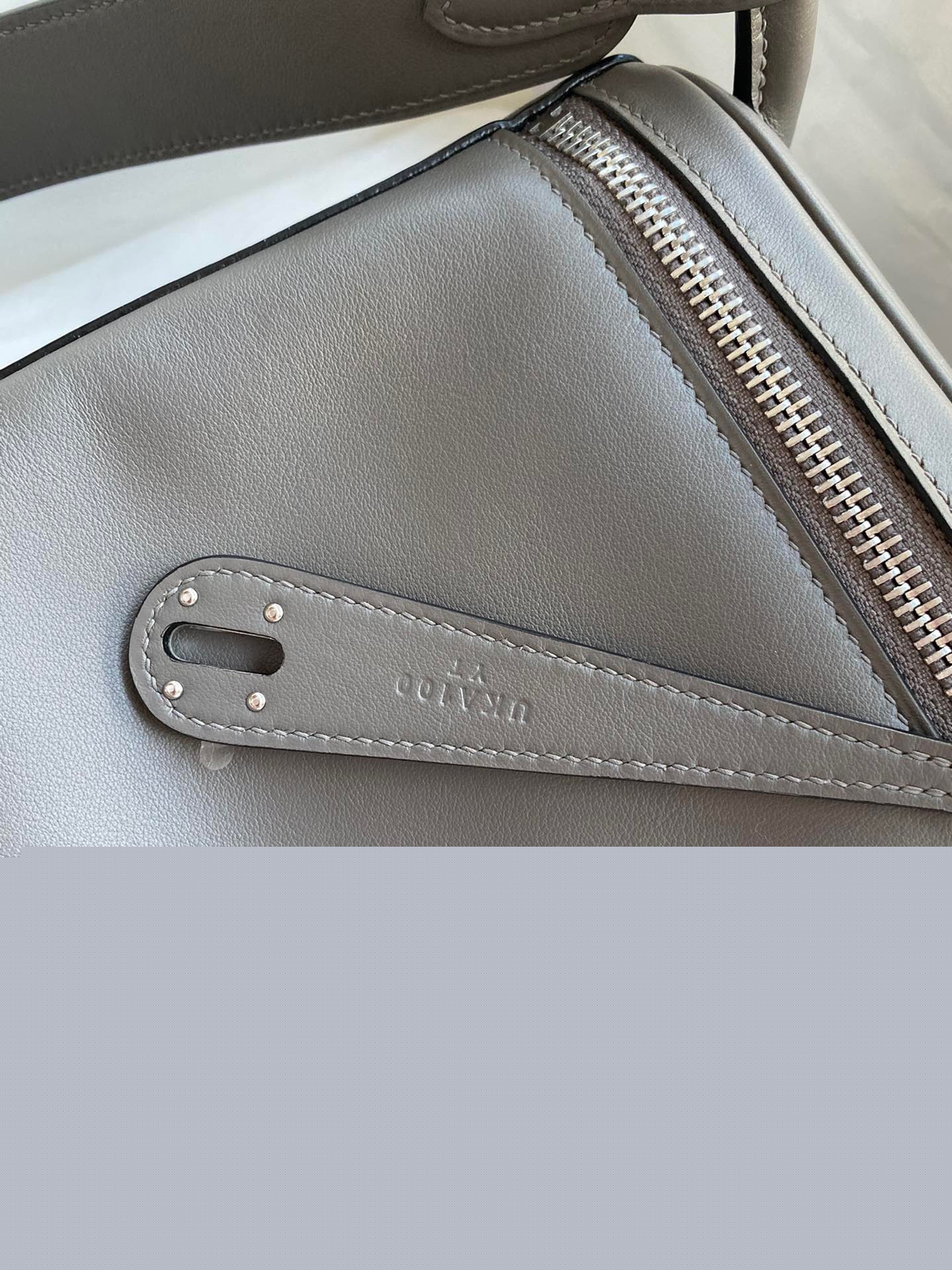 H**mes lindy 30 handmade bag in grey swift calfskin
