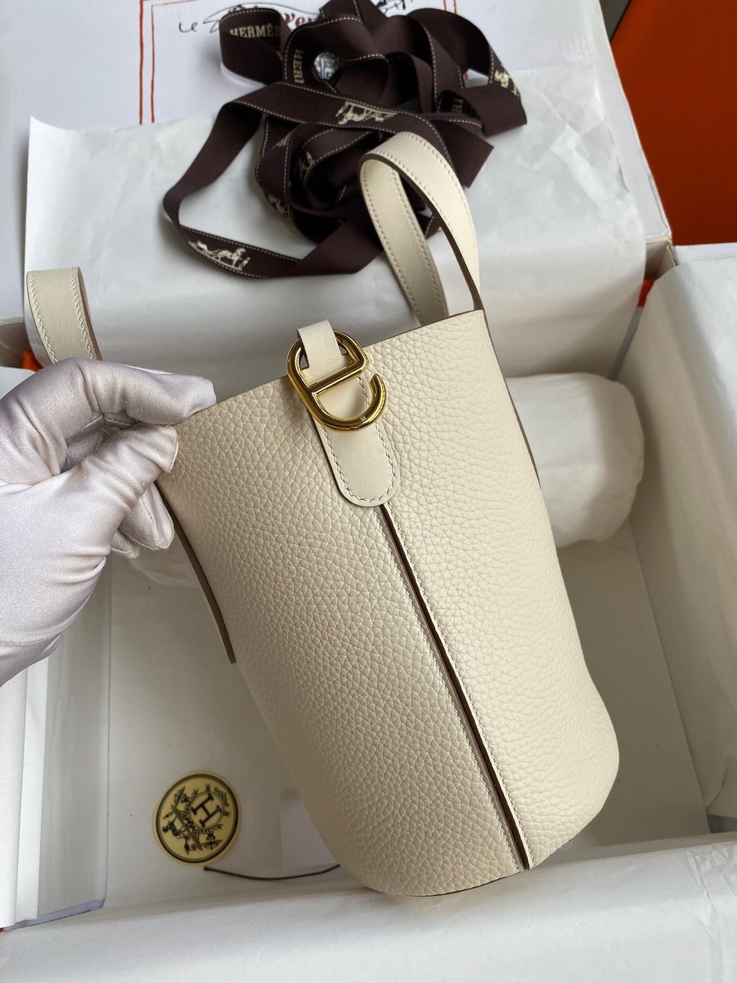 H**mes in the loop 18 handmade bag in craie clemence leather