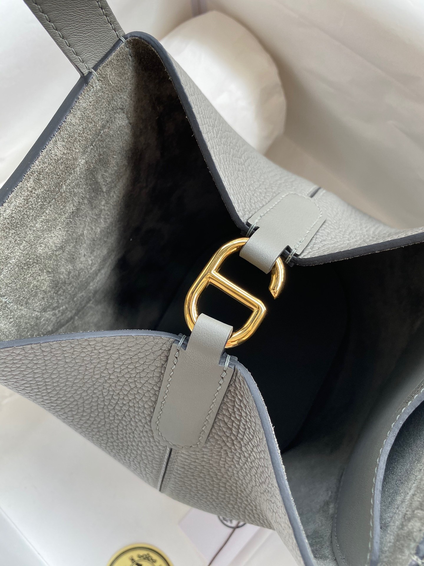 H**mes in the loop 18 handmade bag in gris meyer clemence leather