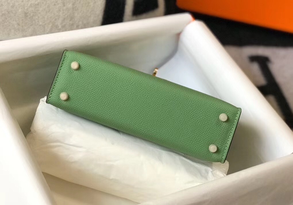 H**mes kelly mini ii bag in vert criquet epsom leather