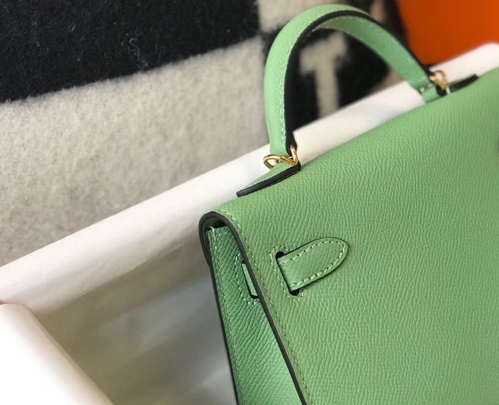 H**mes kelly mini ii bag in vert criquet epsom leather
