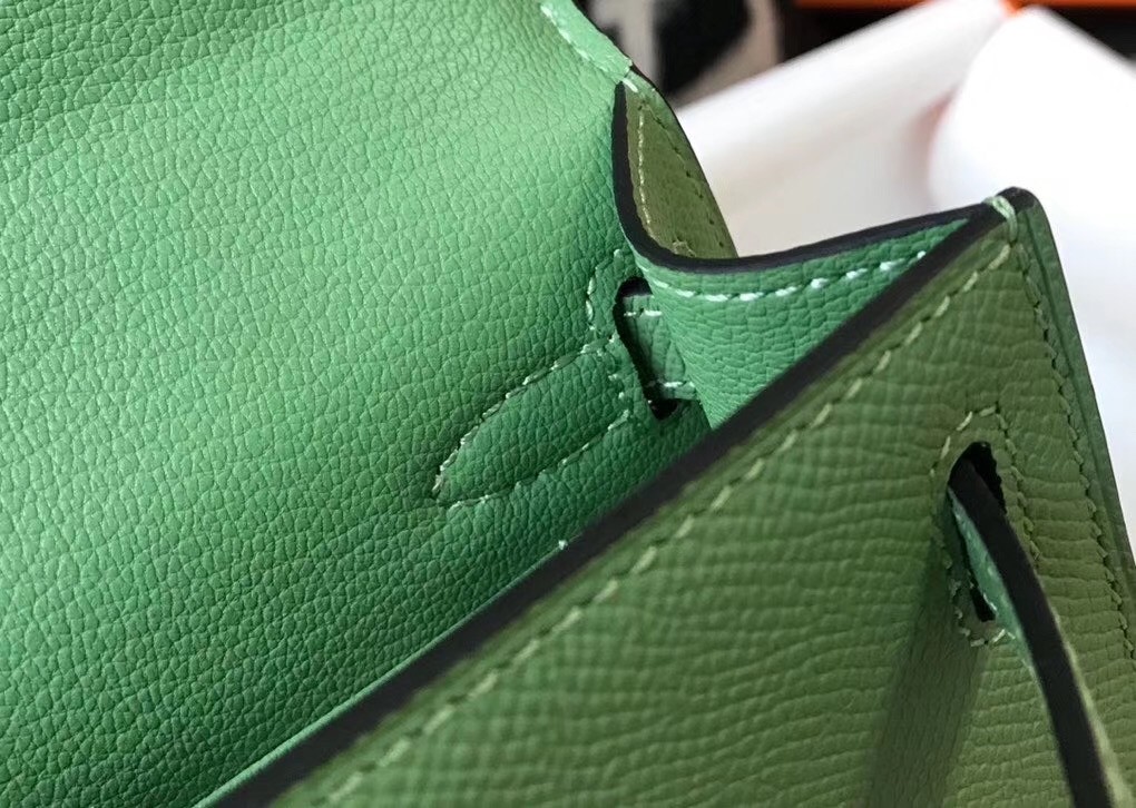 H**mes kelly mini ii bag in vert criquet epsom leather