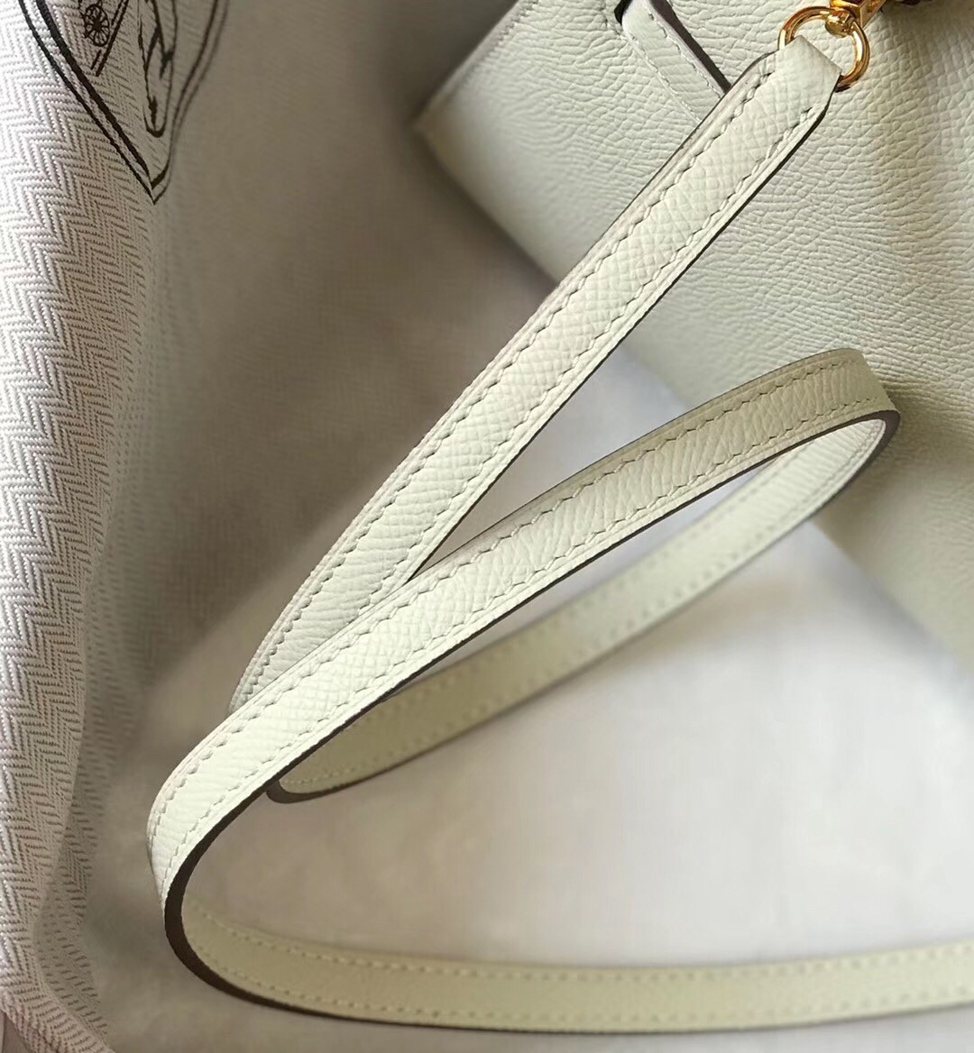 H**mes kelly mini ii bag in white epsom leather