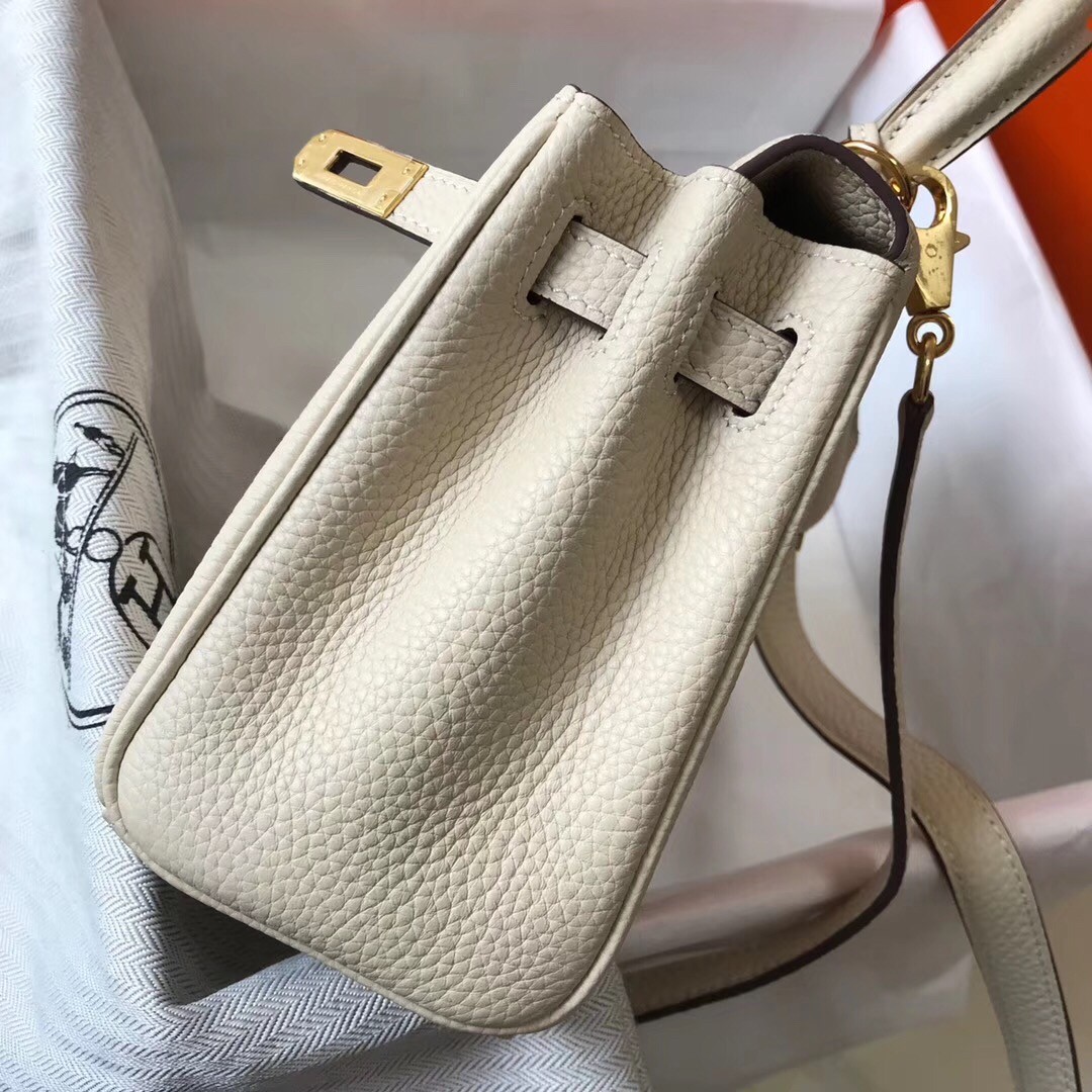 H**mes mini kelly 20cm bag in craie clemence leather