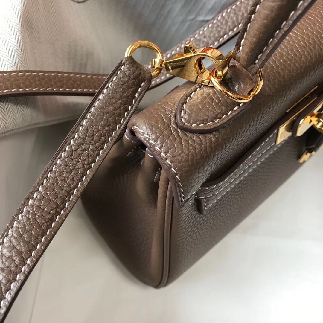 H**mes mini kelly 20cm bag in taupe clemence leather