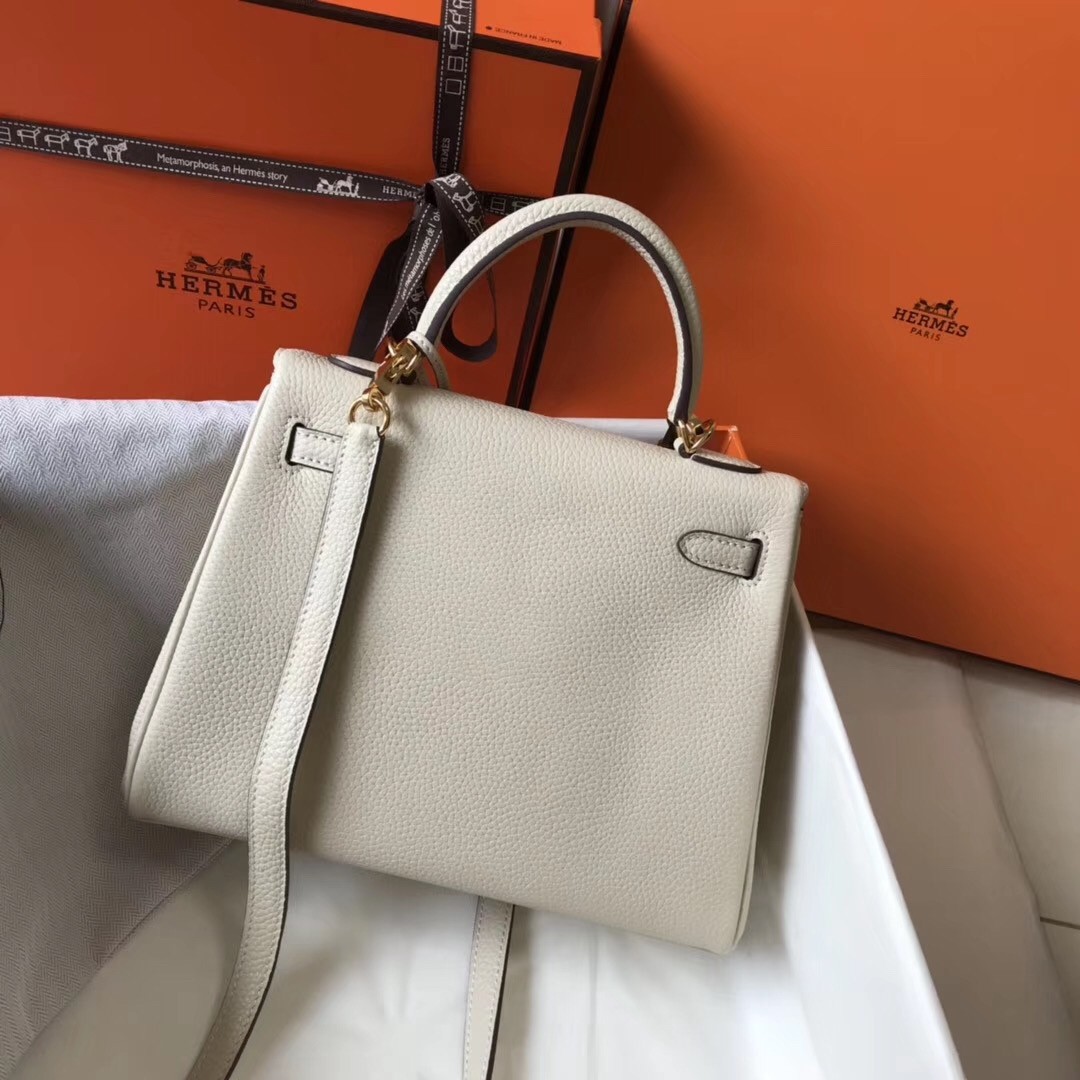 H**mes kelly 25cm retourne bag in craie clemence leather