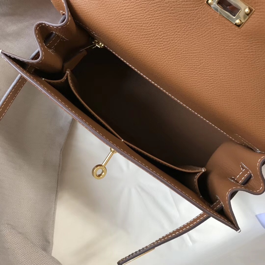 H**mes kelly 25cm sellier bag in gold epsom leather