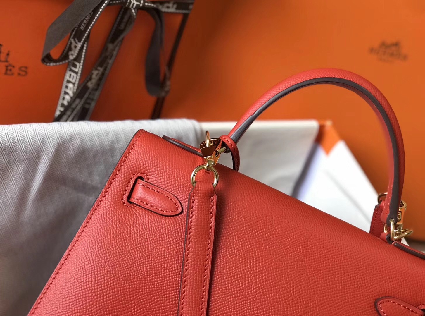 H**mes kelly 25cm sellier bag in piment epsom leather