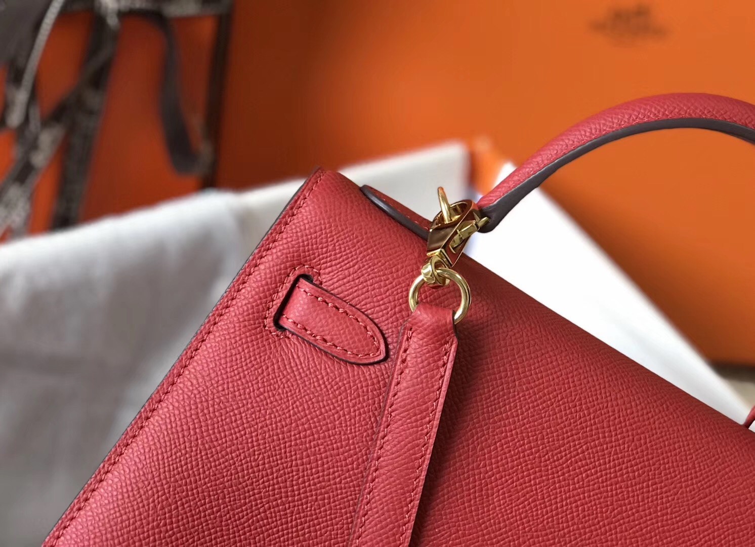 H**mes kelly 25cm sellier bag in red epsom leather