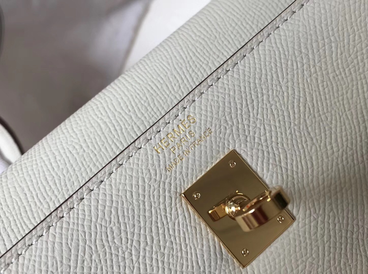 H**mes kelly 25cm sellier bag in white epsom leather