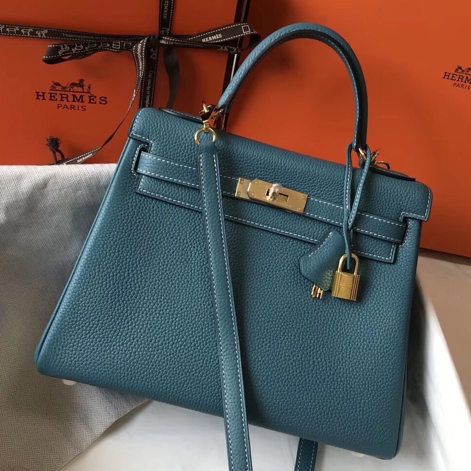 H**mes kelly 28cm retourne bag in blue jean clemence leather
