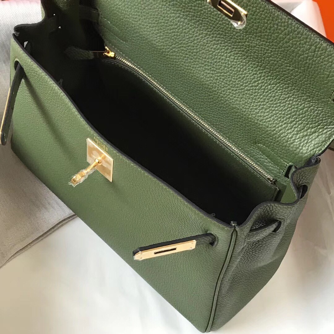 H**mes kelly 28cm retourne bag in canopee clemence leather