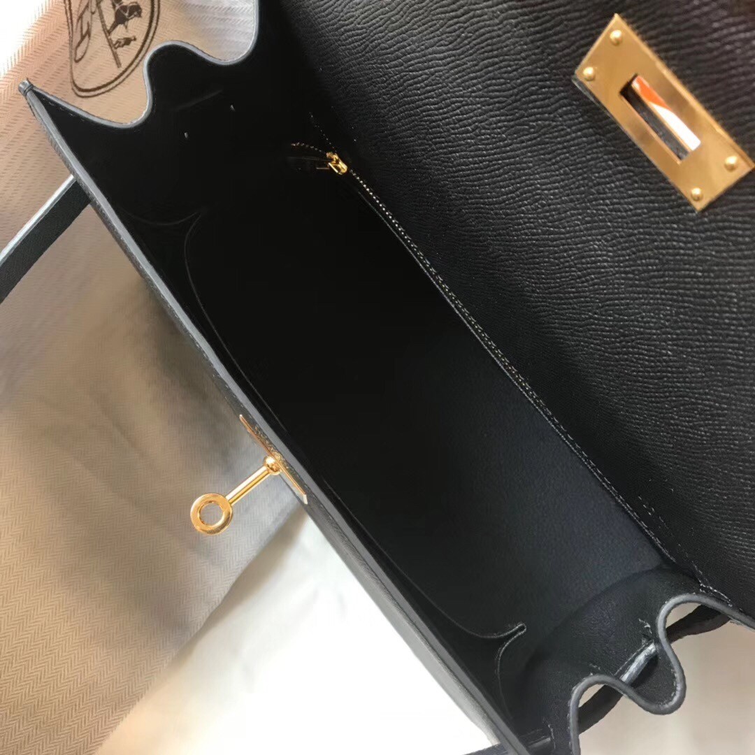 H**mes kelly 28cm sellier bag in black epsom leather