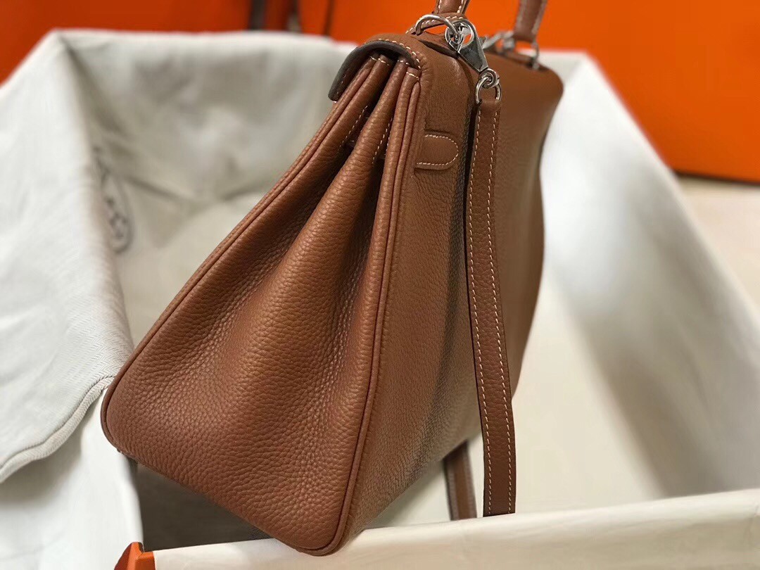 H**mes kelly 32cm retourne bag in gold clemence leather