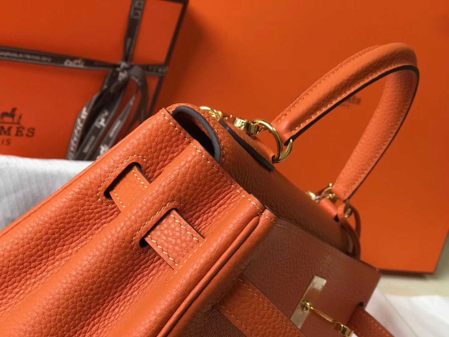 H**mes kelly 32cm retourne bag in orange clemence leather