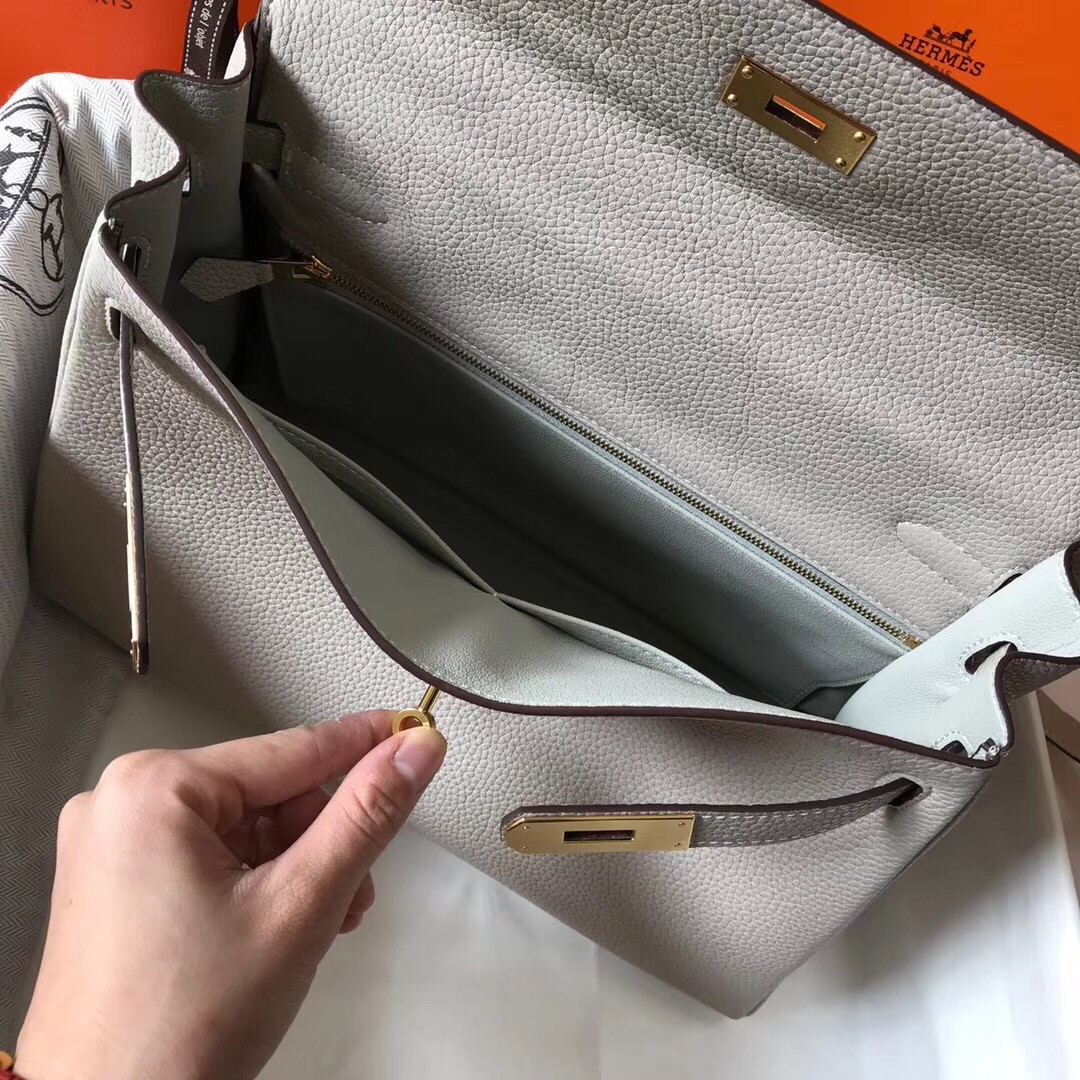H**mes kelly 32cm retourne bag in pearl grey clemence leather