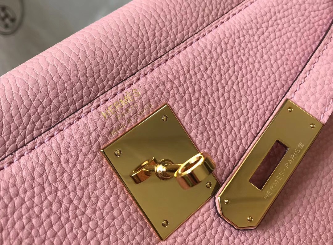 H**mes kelly 32cm retourne bag in pink clemence leather