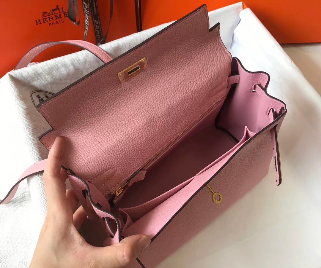 H**mes kelly 32cm retourne bag in pink clemence leather