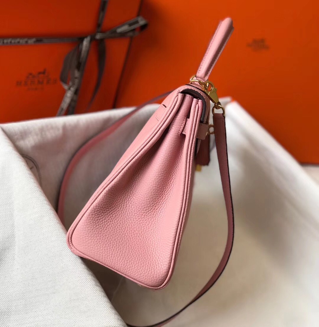 H**mes kelly 32cm retourne bag in pink clemence leather