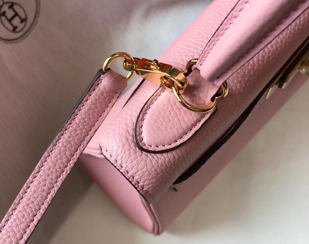 H**mes kelly 32cm retourne bag in pink clemence leather