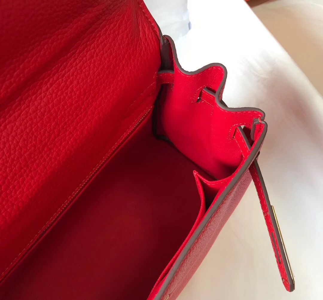 H**mes kelly 32cm retourne bag in red clemence leather