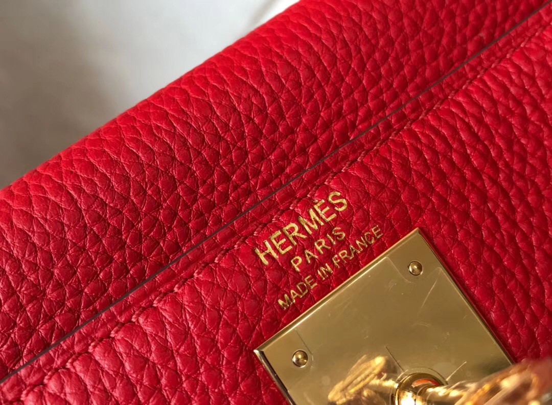 H**mes kelly 32cm retourne bag in red clemence leather