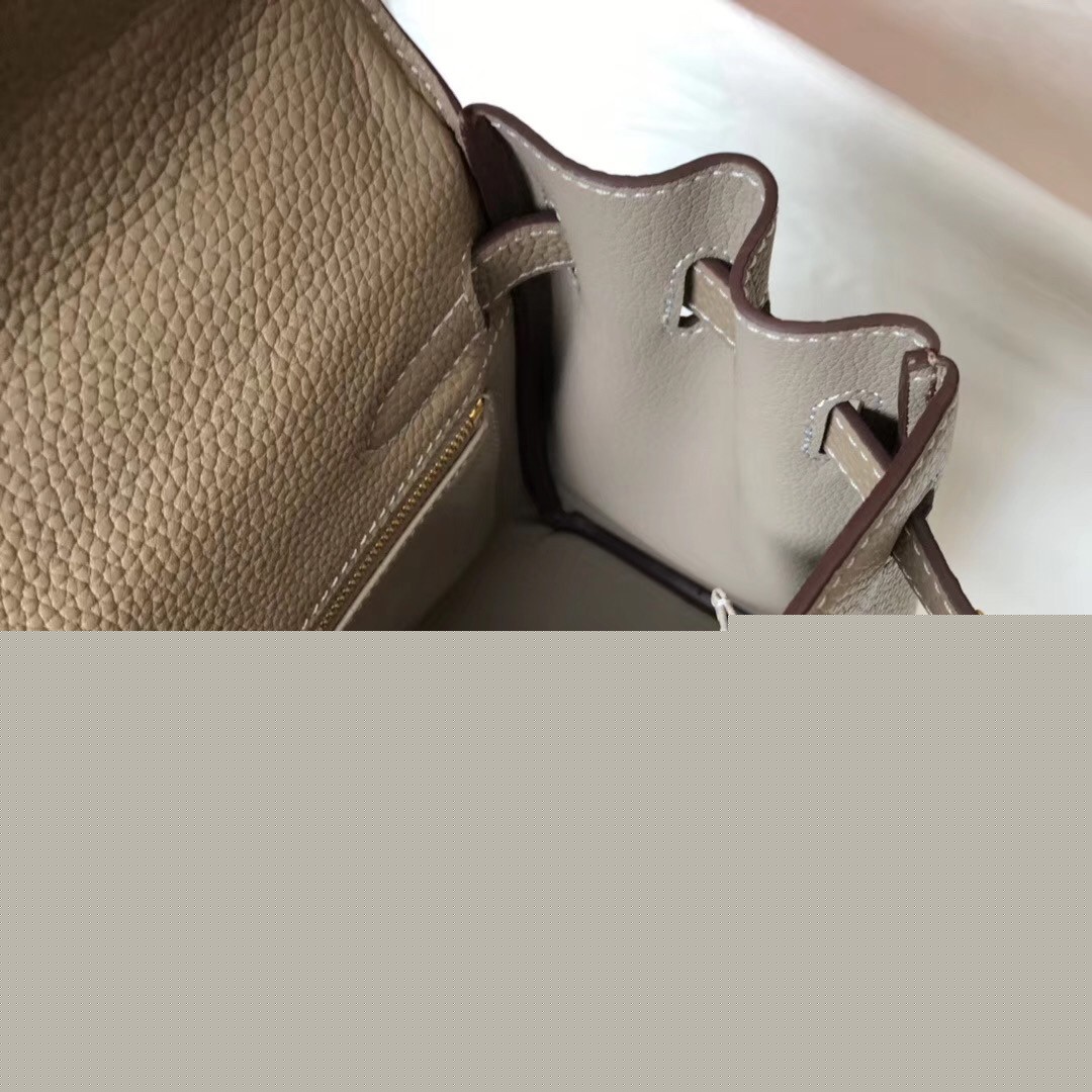 H**mes kelly 32cm retourne bag in tourterelle clemence leather