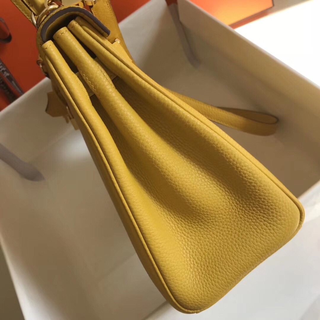 H**mes kelly 32cm retourne bag in soleil clemence leather