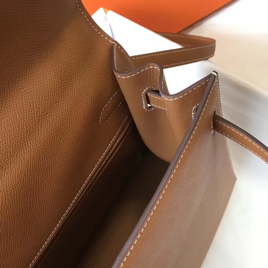 H**mes kelly 32cm sellier bag in gold epsom leather