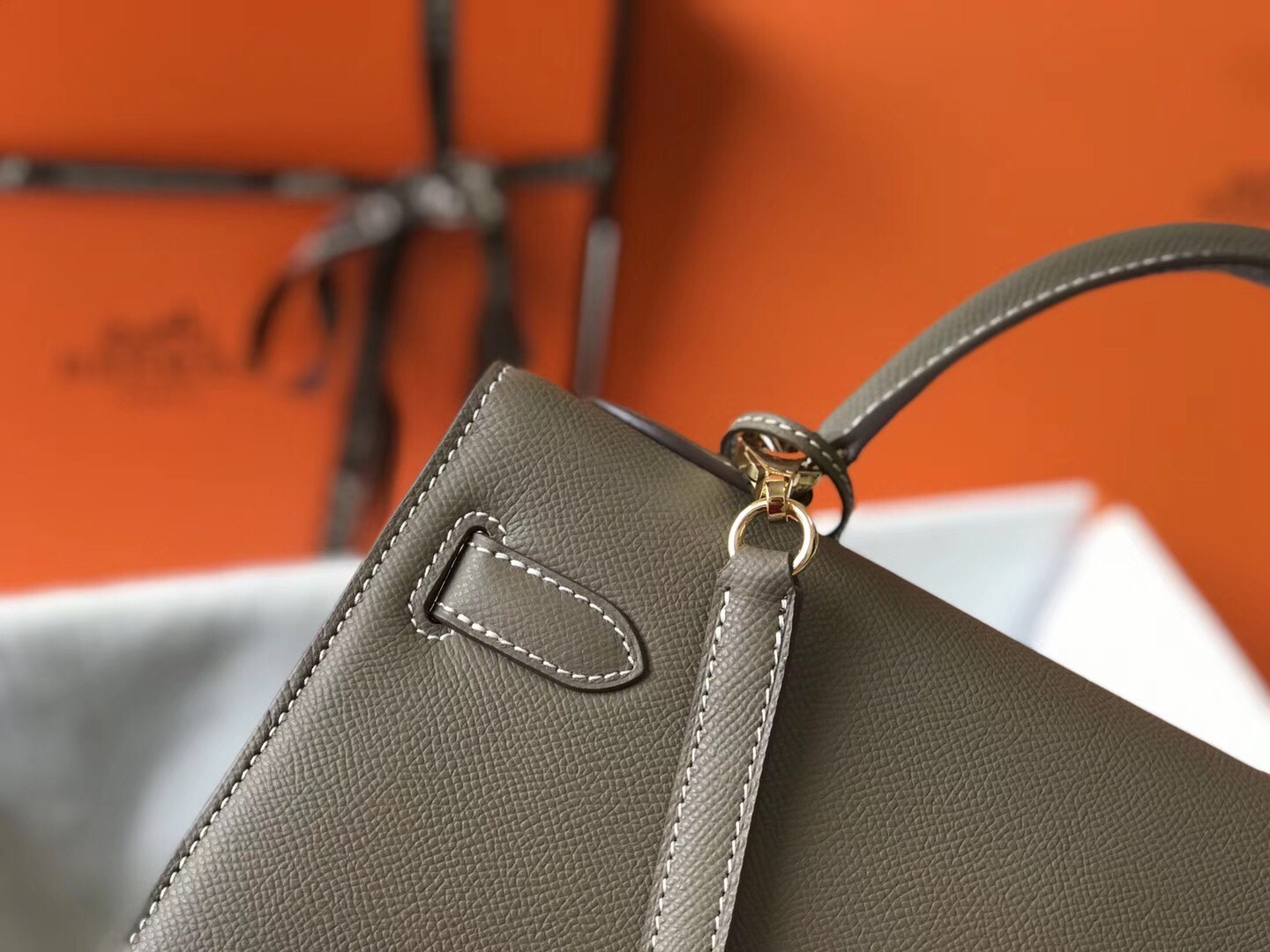 H**mes kelly 32cm sellier bag in taupe epsom leather
