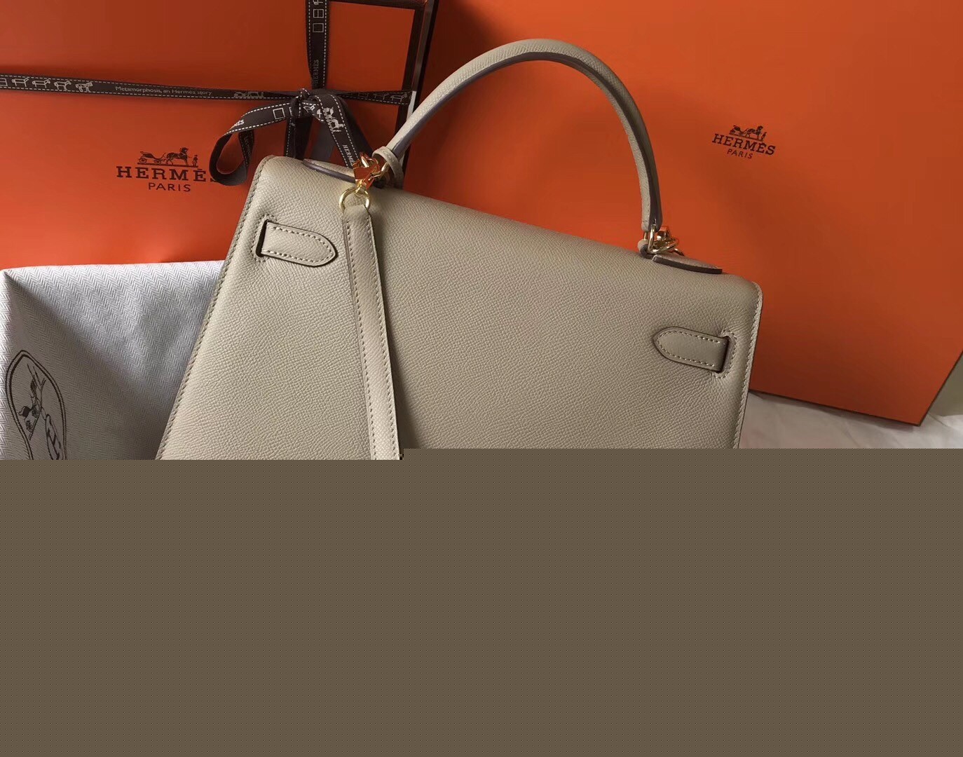 H**mes kelly 32cm sellier bag in tourterelle epsom leather