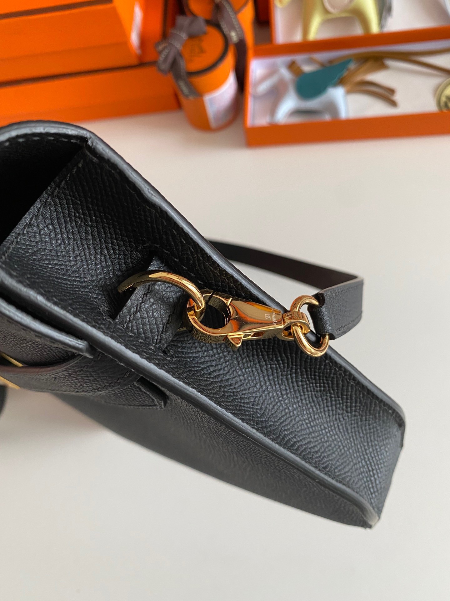 H**mes kelly depeches 25 pouch in black epsom calfskin