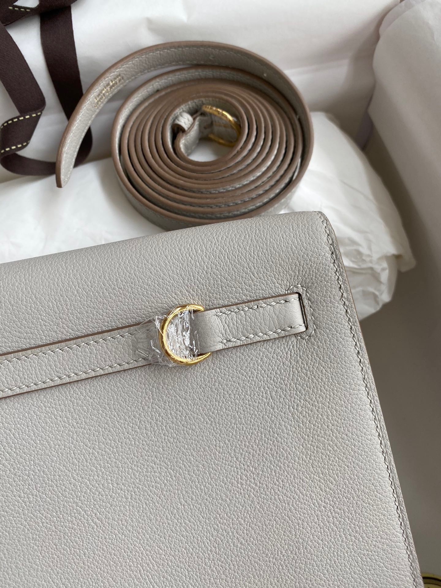H**mes kelly danse ii handmade bag in pearl grey evercolor calfskin