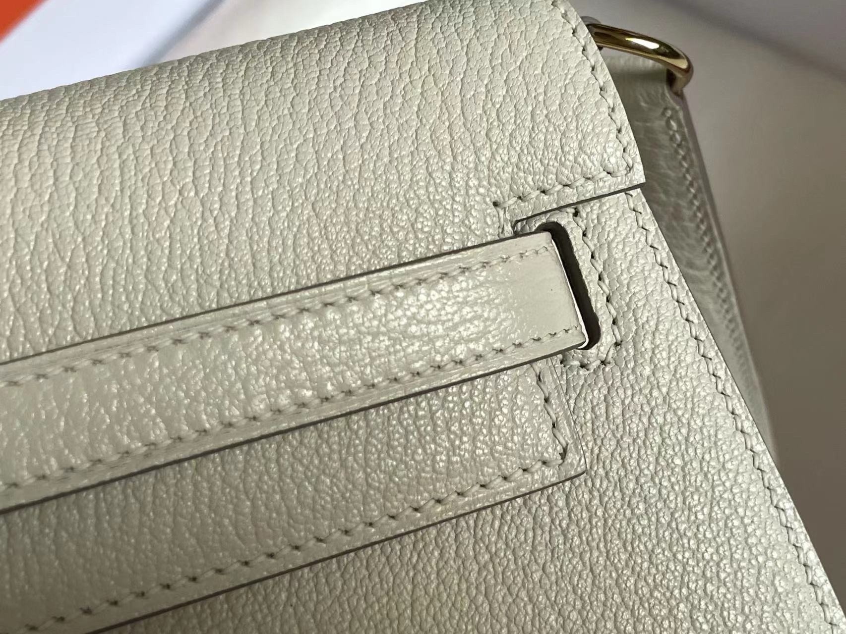 H**mes kelly elan handmade bag in craie chevre mysore leather